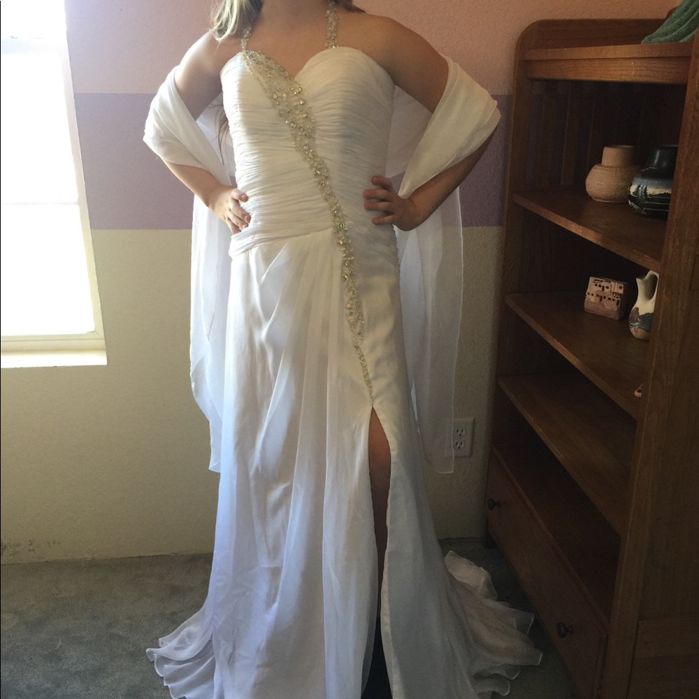 White wedding / formal dress corset back, shawl